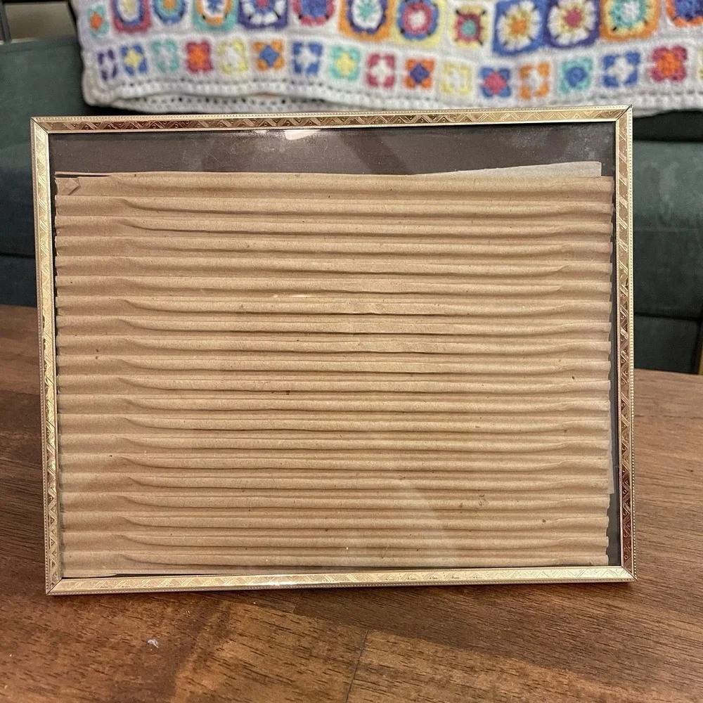 Vtg Gold Brass Mid Century Modern 8x10 Picture Frame Ornate Etched Free Standing